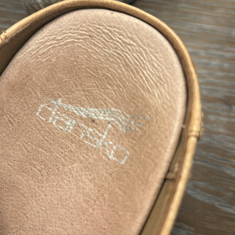 Dansko clogs - Picture 6 of 7